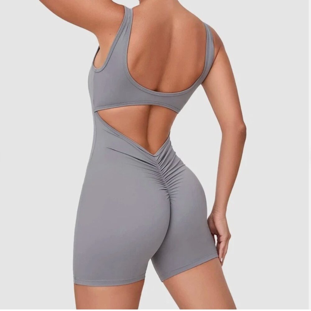V-Back One-Piece Suit Scrunch Sports Jumpsuit Women Rompers (Size M)